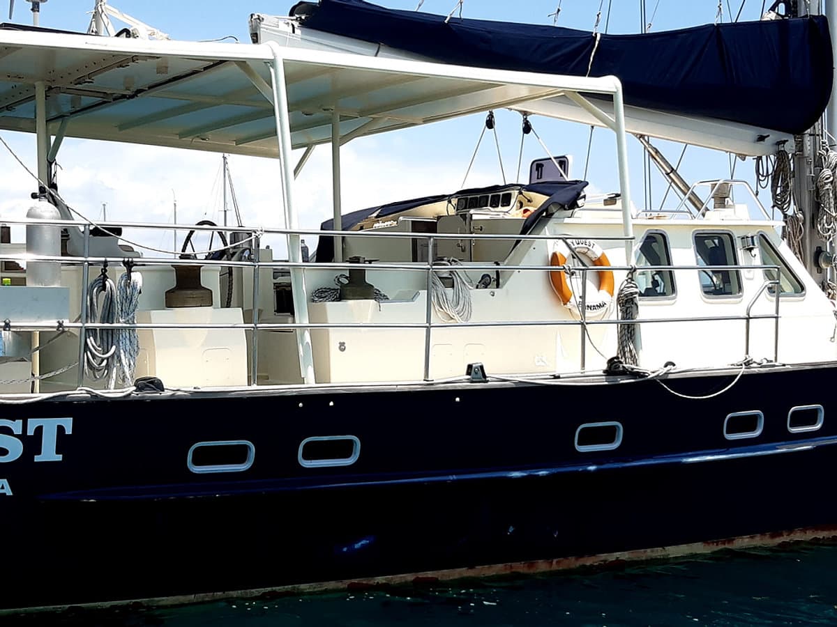 S/Y Quest